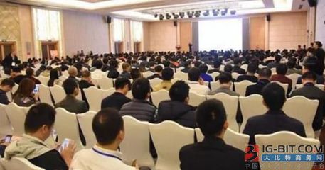 苹果拥抱Type-C 行业爆发前夜，企业如何攻克快充与音频技术堡垒？